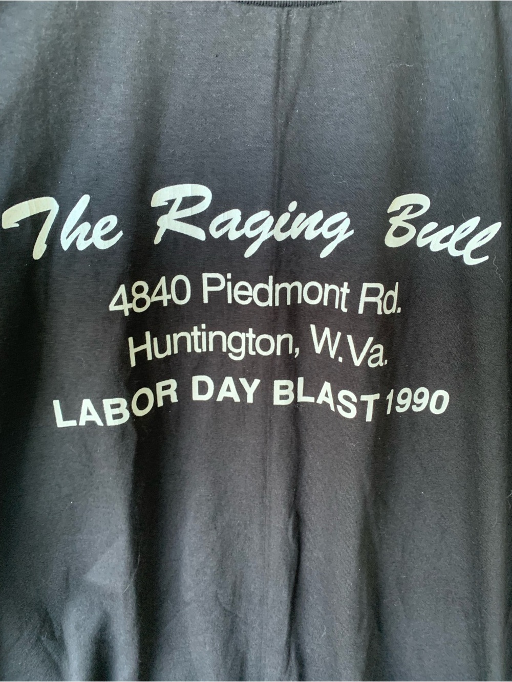 Vintage 1990 Raging Bull Huntington West Va. Bar Restaurant Tee Shirt 90s
